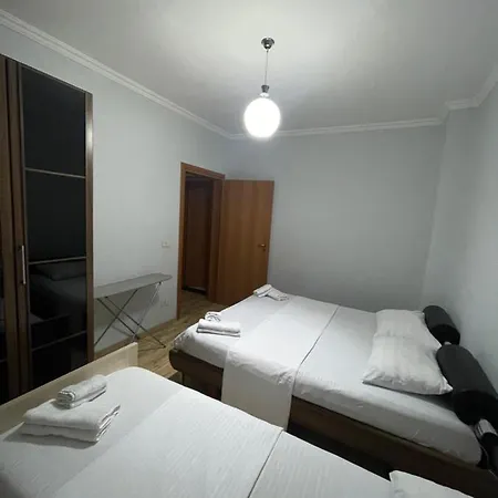 Arli's House Between The Centre And New Pazar