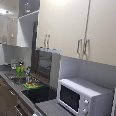 Arli's House Between The Centre And New Pazar Tirana
